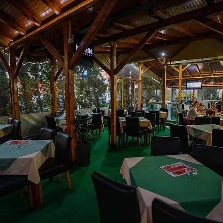 Aparthotel Mico Bradina