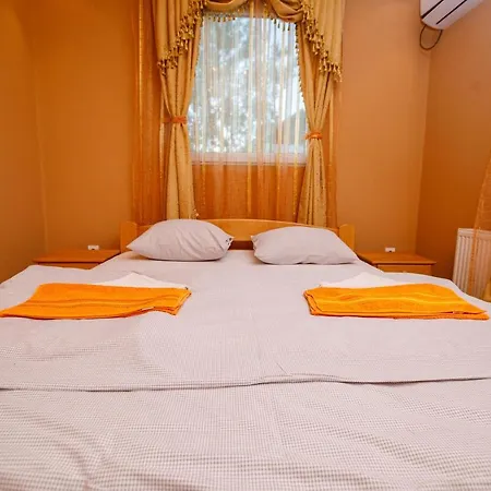 Mico Bradina Aparthotel