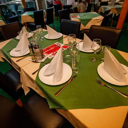 Aparthotel Mico Bradina Slepcevic